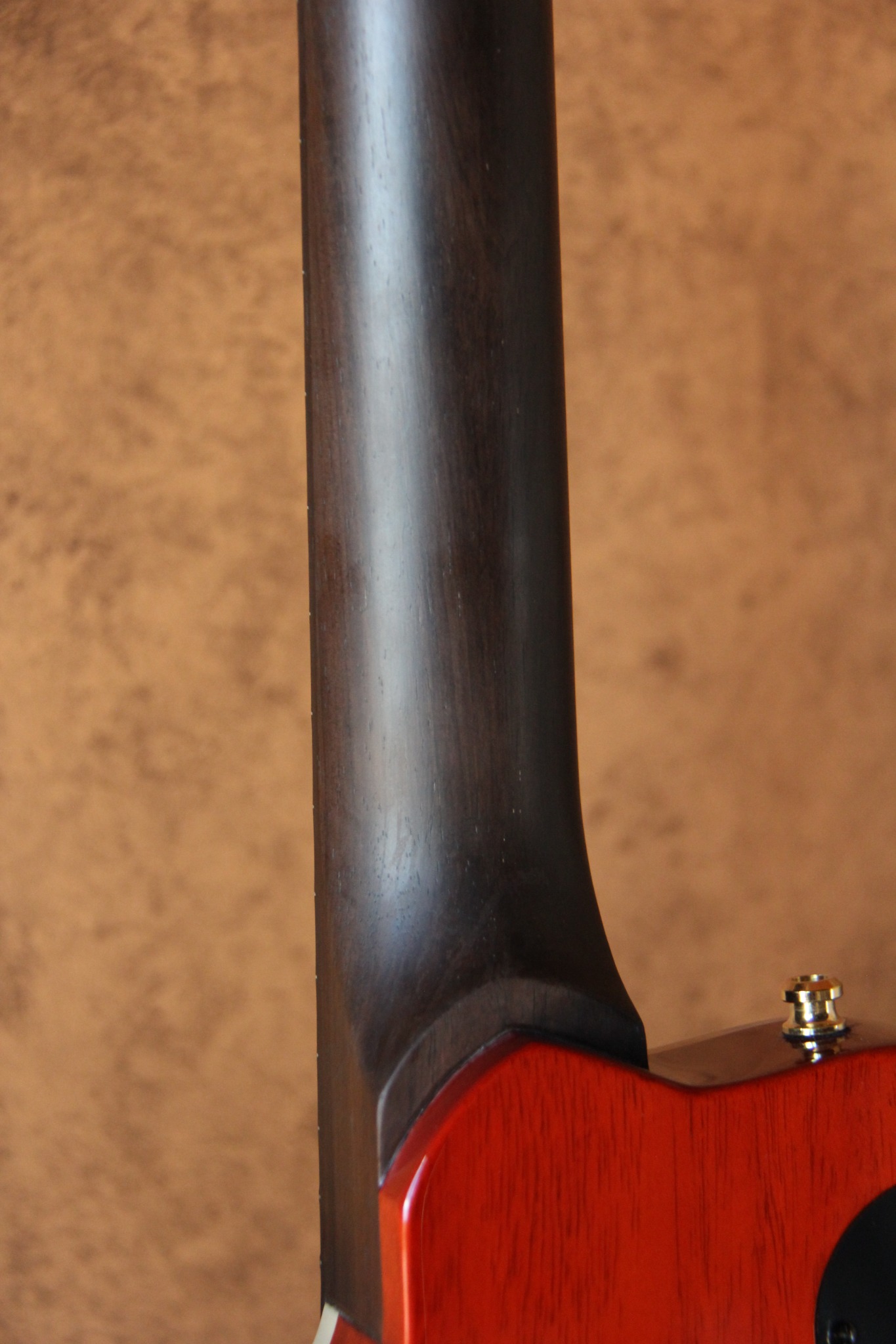 Neck joint detail