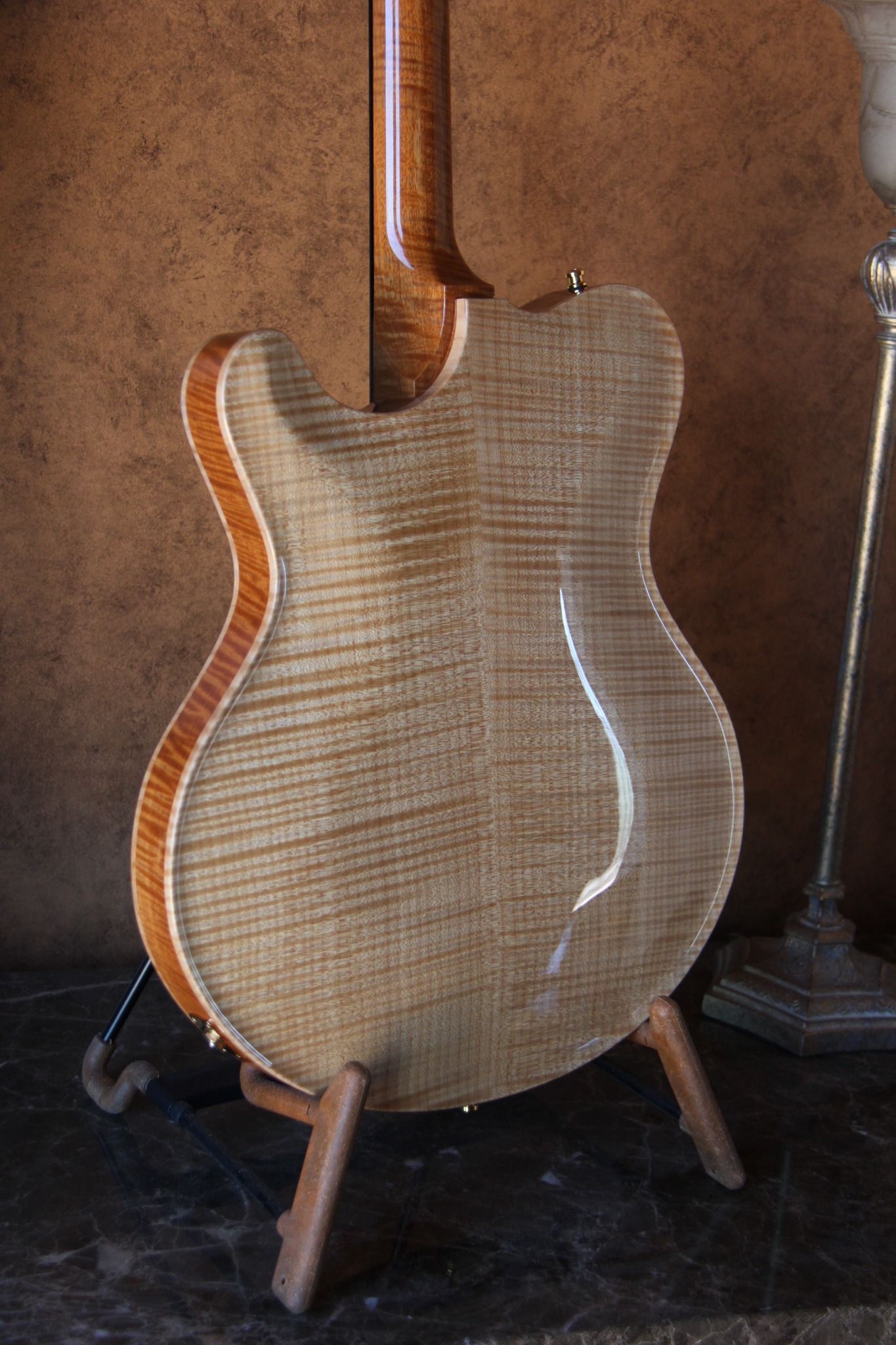 Body back detail