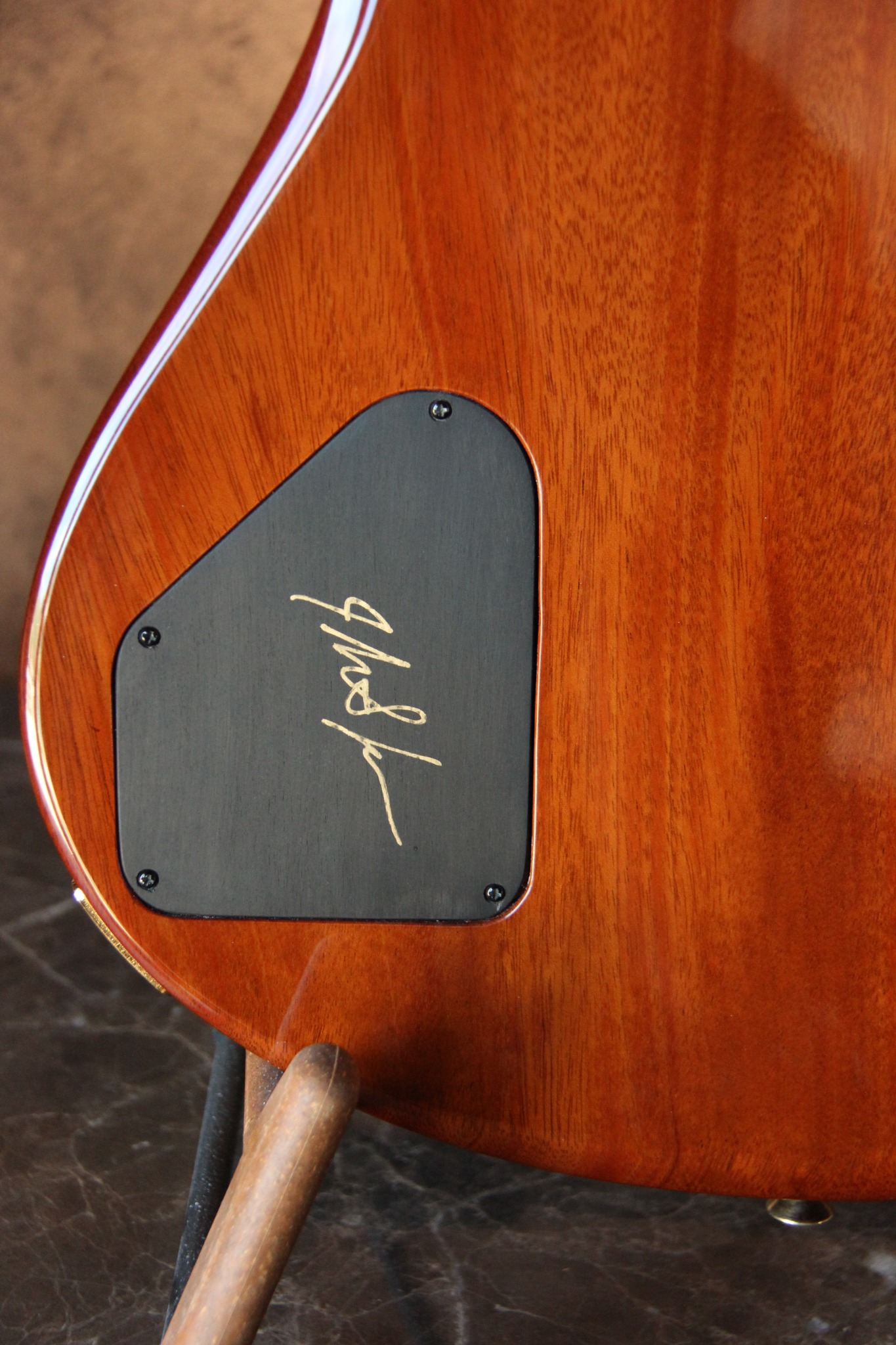 Body back detail
