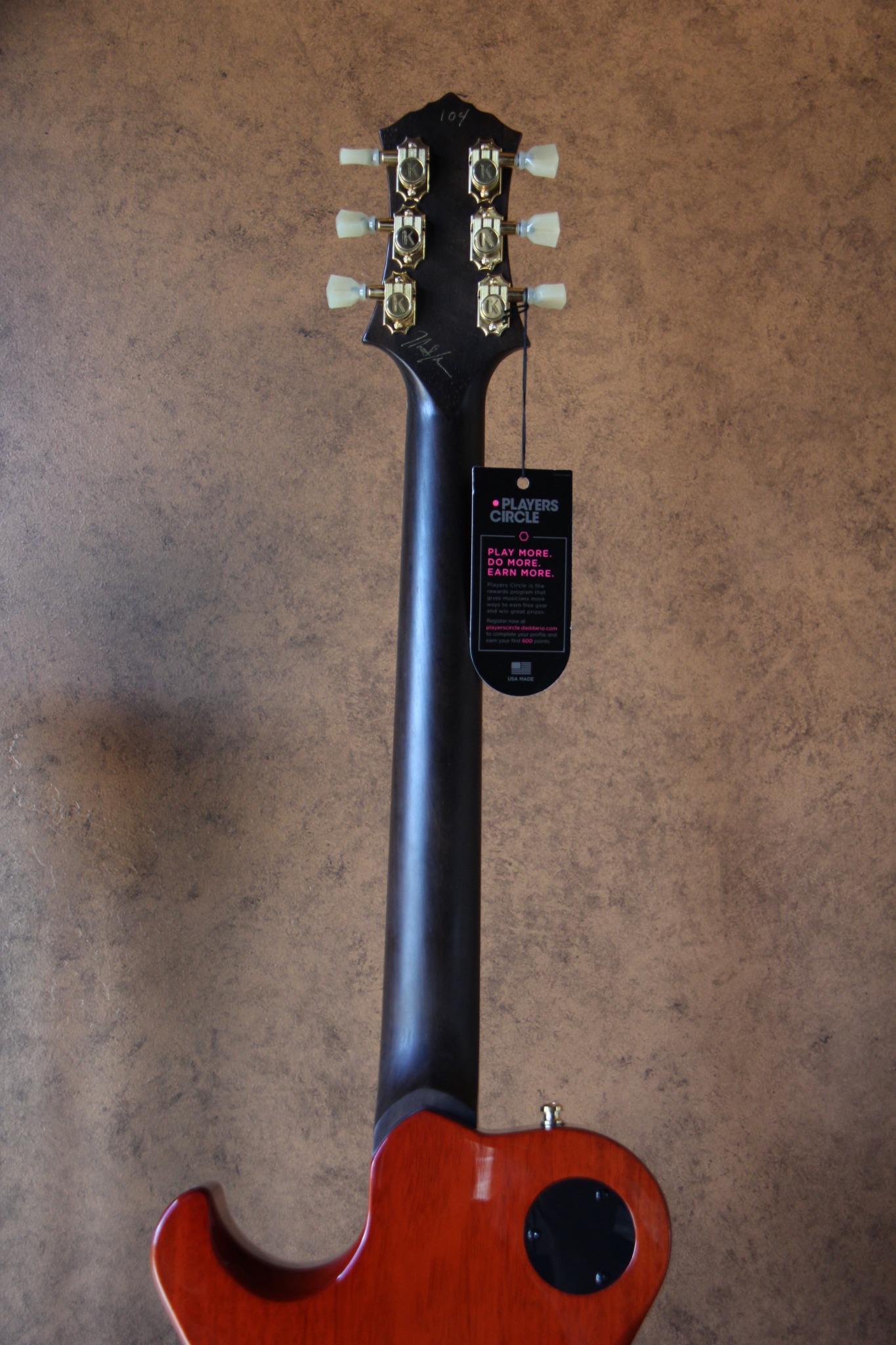 Back neck detail