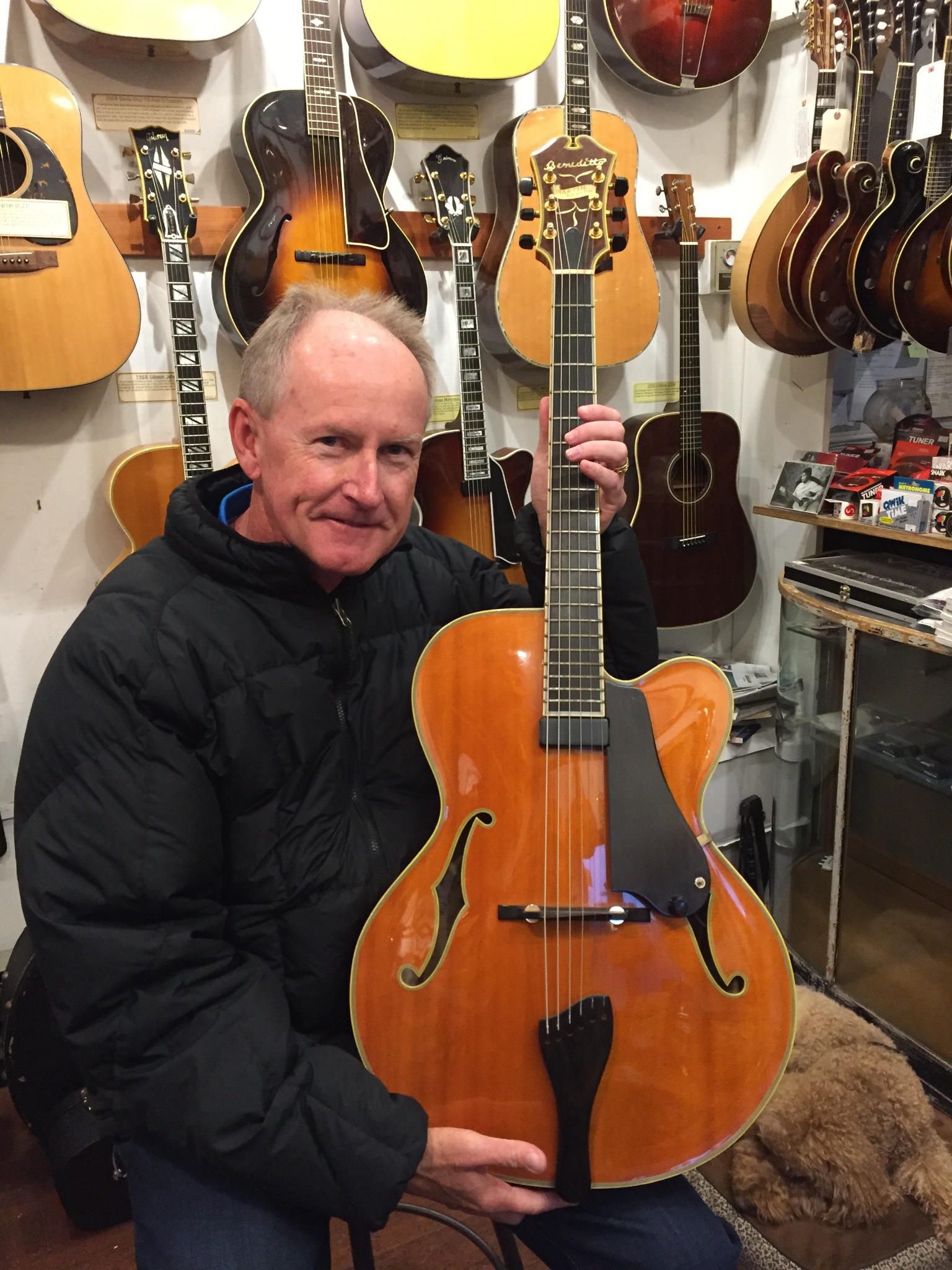 Gary Thomas with Benedetto guitar